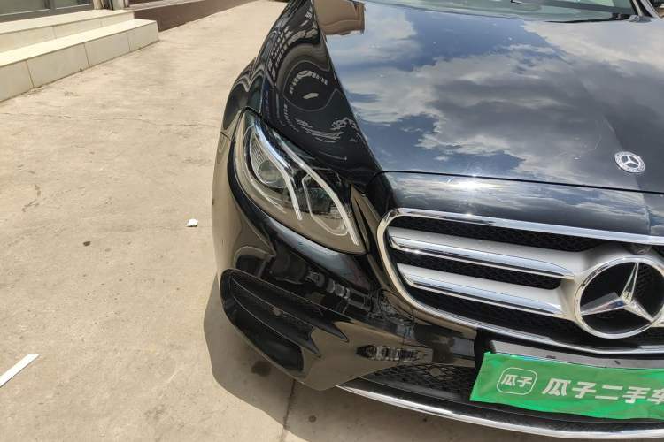 Used Mercedes-Benz E-Class 2019 Restyled E 300 L Sport Luxury Edition Right Front Headlight