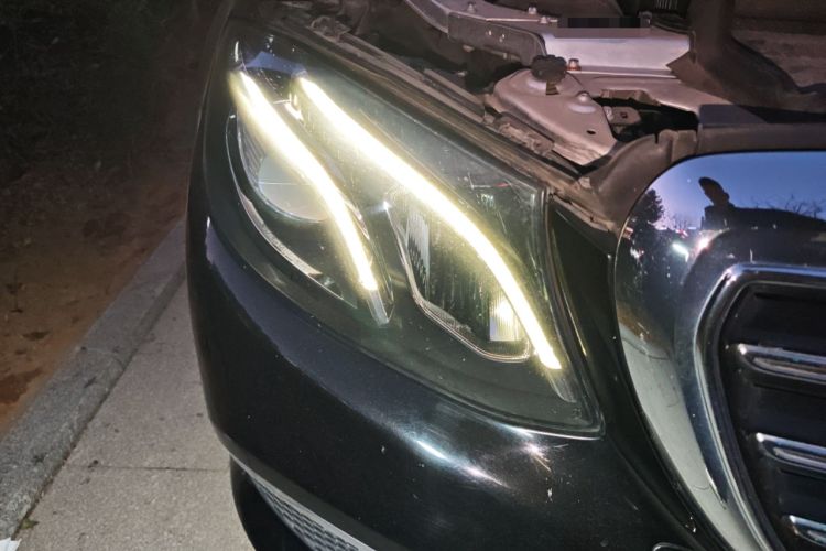 Used Mercedes-Benz E-Class 2019 E 300 L Luxury Model Right Front Headlight