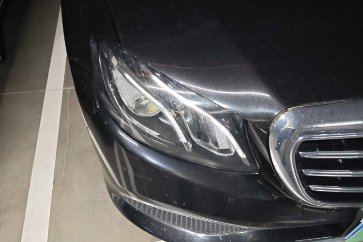Used Mercedes-Benz E-Class 2019 Facelifted E 300 L Stylish Version Right Front Headlight