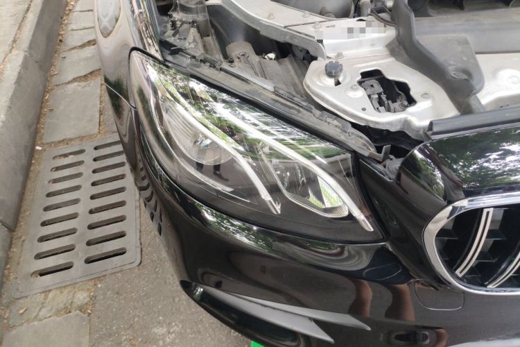 Used Mercedes-Benz E-Class 2019 Restyled E 300 L Sporty and Stylish Edition Right Front Headlight