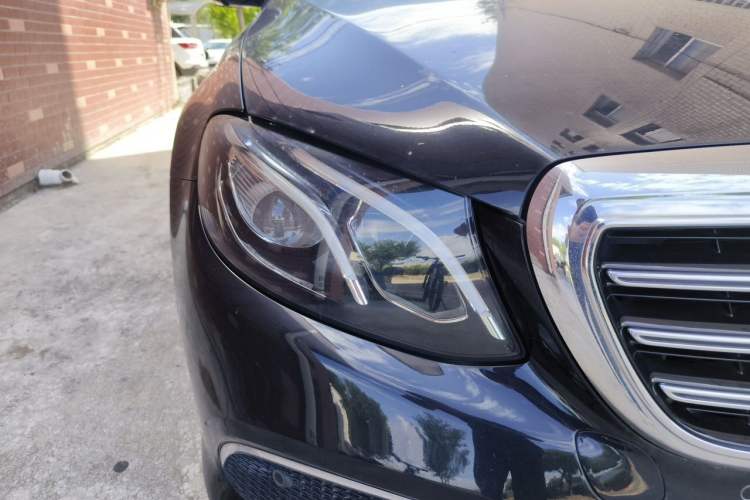 Used Mercedes-Benz E-Class 2019 Restyled E 300 L Luxury Edition Right Front Headlight