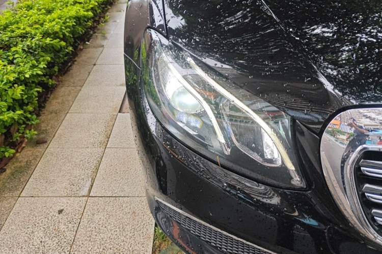 Used Mercedes-Benz E-Class 2019 Facelifted E 300 L Stylish Version Right Front Headlight