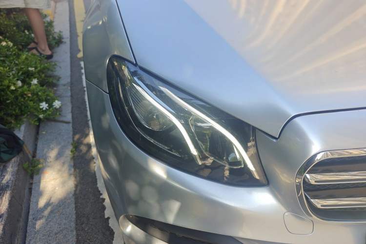 Used Mercedes-Benz E-Class 2019 E 260 Sport Edition Right Front Headlight