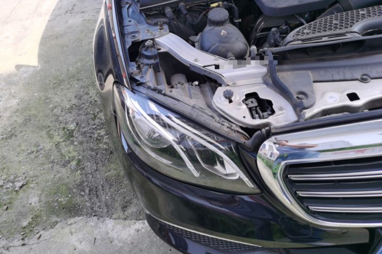 Used Mercedes-Benz E-Class 2019 Facelifted E 300 L Stylish Version Right Front Headlight