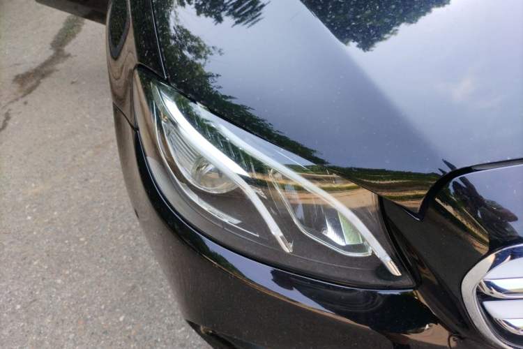 Used Mercedes-Benz E-Class 2019 Restyled E 300 L Sporty and Stylish Edition Right Front Headlight