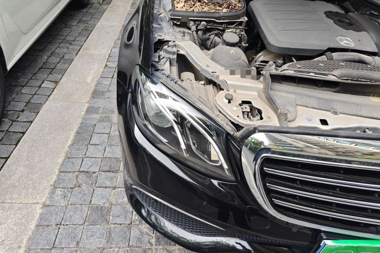 Used Mercedes-Benz E-Class 2019 Restyled E 300 L Luxury Edition Right Front Headlight