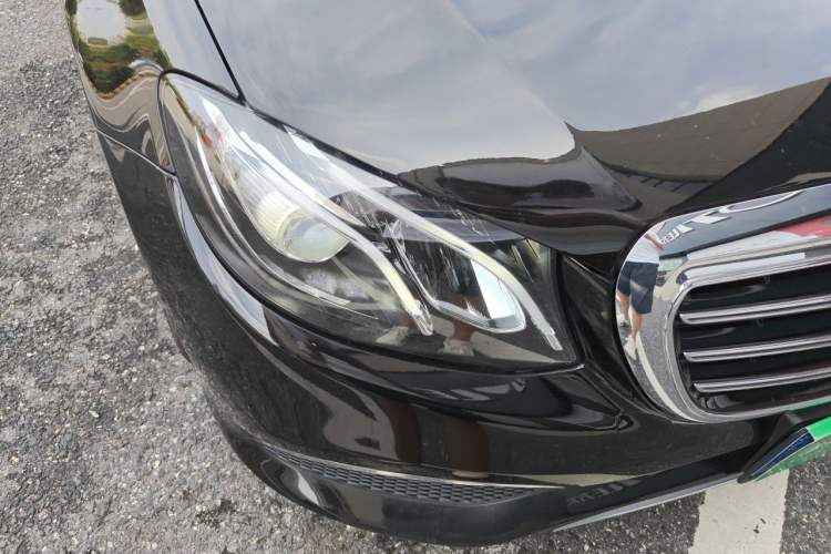 Used Mercedes-Benz E-Class 2019 E 300 L Luxury Model Right Front Headlight