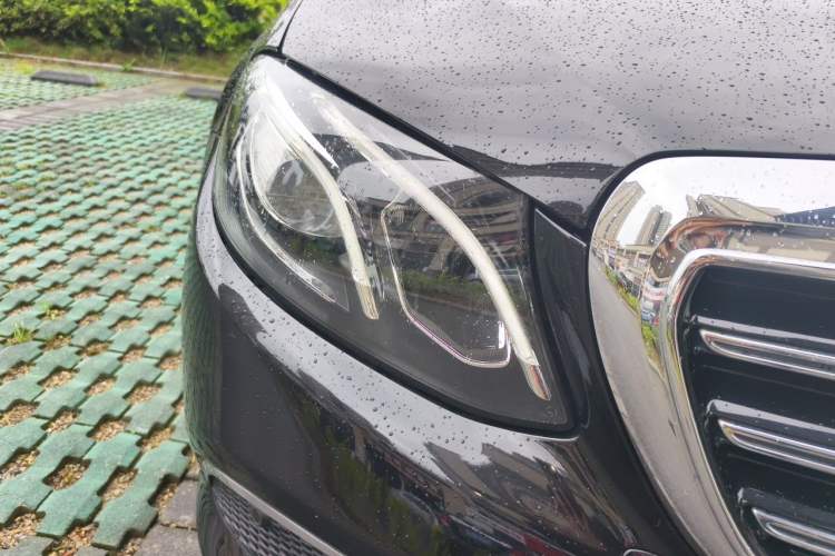 Used Mercedes-Benz E-Class 2019 E 300 L Stylish Model Right Front Headlight