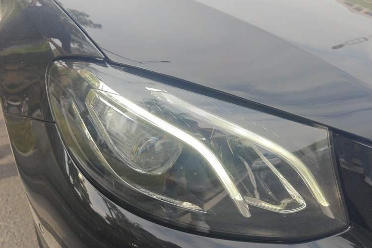 Used Mercedes-Benz E-Class 2019 E 300 L Stylish Model Right Front Headlight
