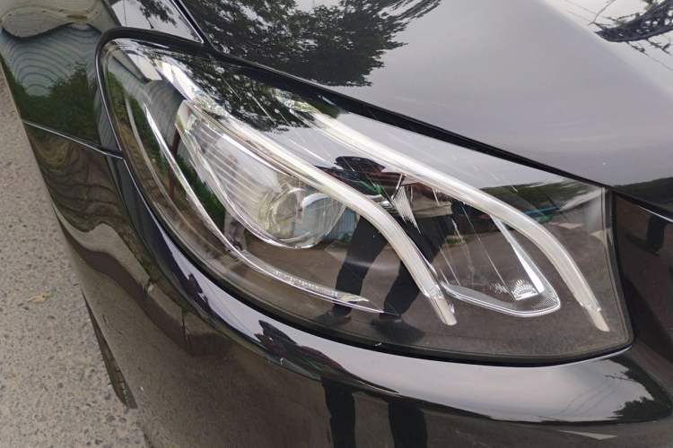 Used Mercedes-Benz E-Class 2019 Restyled E 300 L Luxury Edition Right Front Headlight
