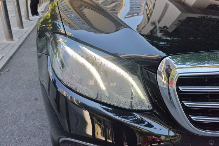 Used Mercedes-Benz E-Class 2019 Restyled E 300 L Luxury Edition Right Front Headlight