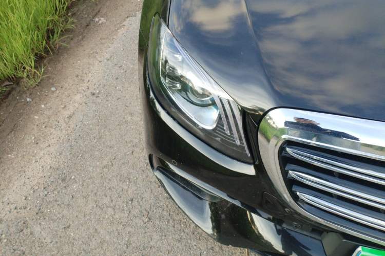 Used Mercedes-Benz E-Class 2019 E 300 L Stylish Model Right Front Headlight