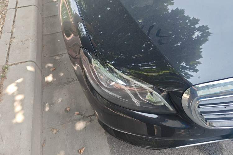 Used Mercedes-Benz E-Class 2019 Restyled E 300 L Sporty and Stylish Edition Right Front Headlight