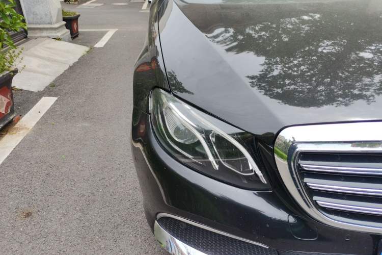 Used Mercedes-Benz E-Class 2019 E 200 L Right Front Headlight