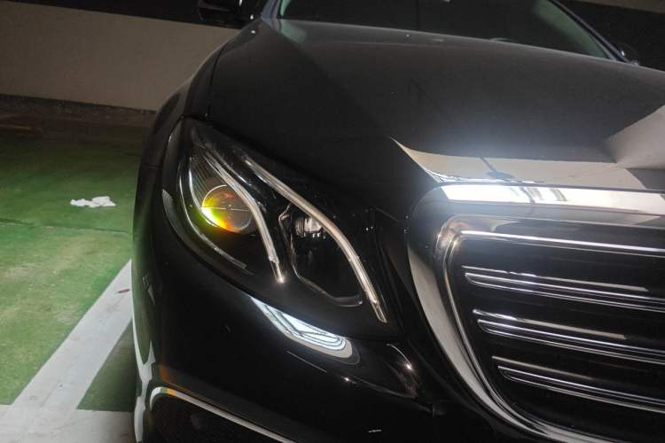 Used Mercedes-Benz E-Class 2019 Facelifted E 300 L Stylish Version Right Front Headlight