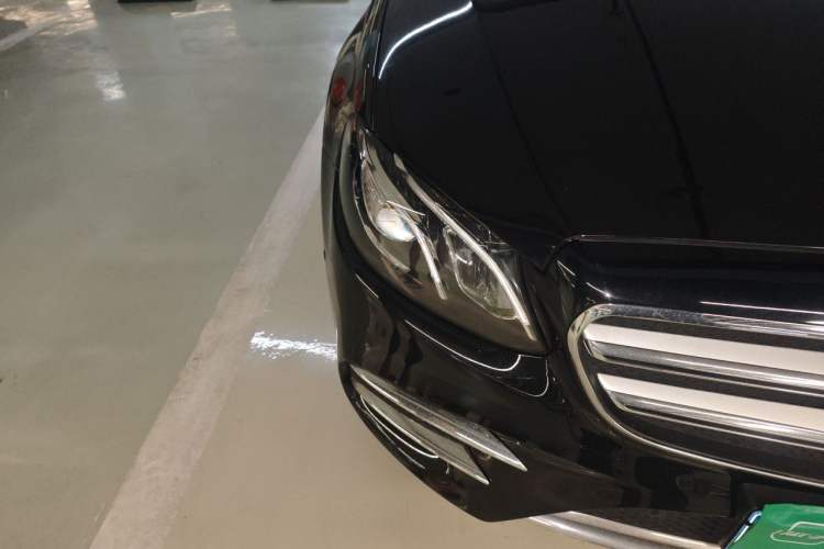 Used Mercedes-Benz E-Class 2019 E 300 L Sport Luxury Edition Right Front Headlight