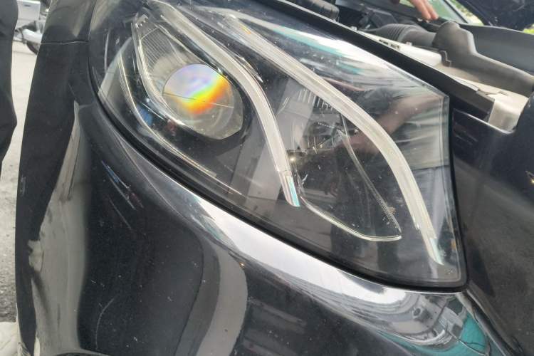 Used Mercedes-Benz E-Class 2019 E 300 L Sport Luxury Edition Right Front Headlight