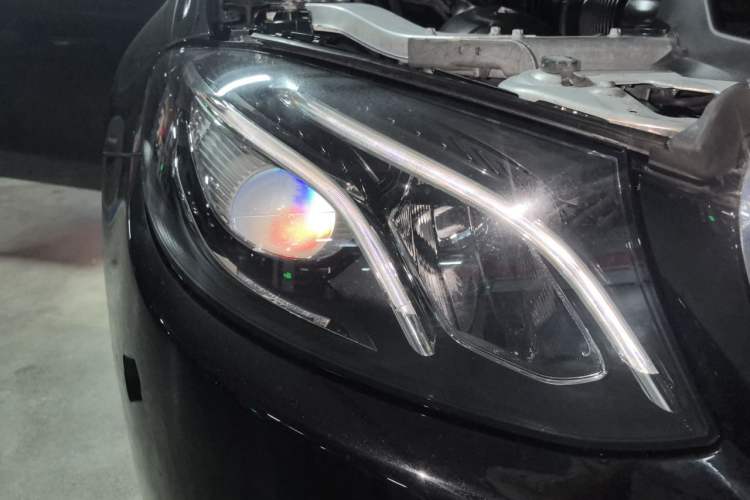 Used Mercedes-Benz E-Class 2019 E 300 L Luxury Model Right Front Headlight