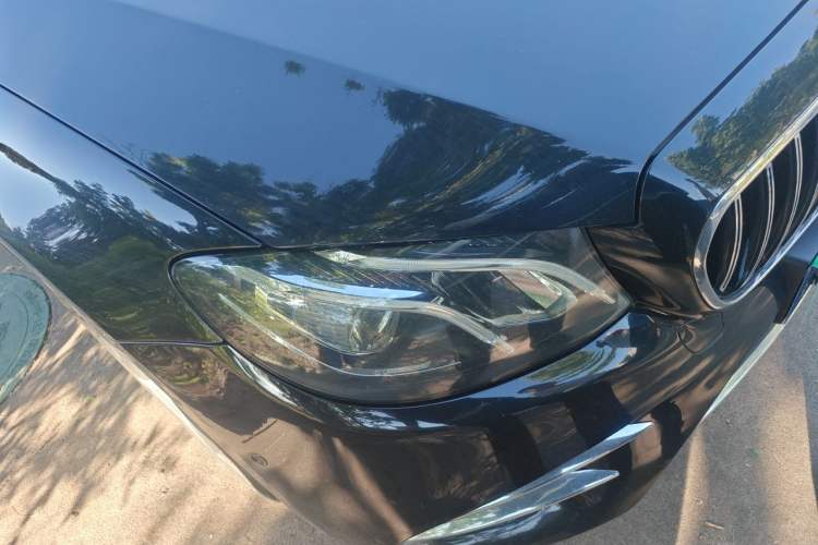 Used Mercedes-Benz E-Class 2019 Restyled E 300 L Sporty and Stylish Edition Right Front Headlight