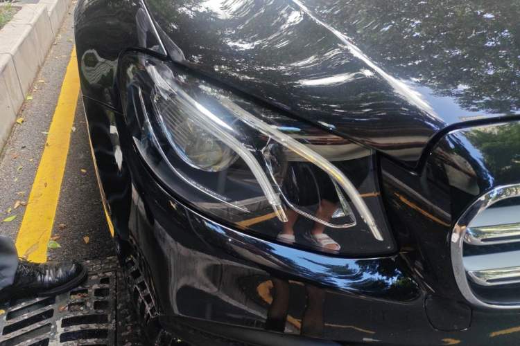 Used Mercedes-Benz E-Class 2019 E 300 L Sport Luxury Edition Right Front Headlight