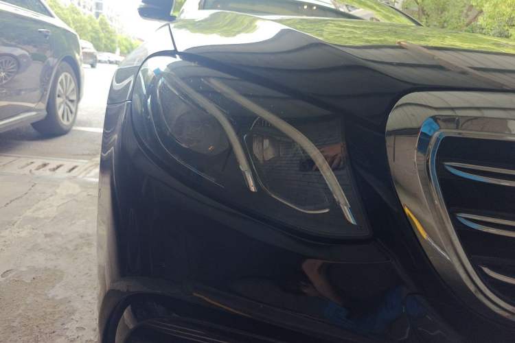 Used Mercedes-Benz E-Class 2019 E 200 L Sport Edition Right Front Headlight