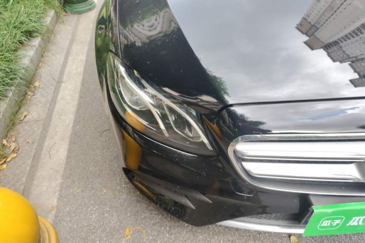 Used Mercedes-Benz E-Class 2019 E 300 L Sport Luxury Edition Right Front Headlight