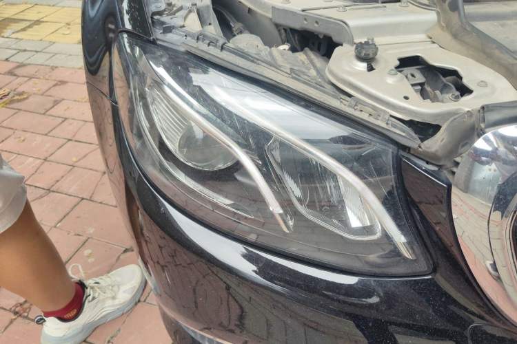 Used Mercedes-Benz E-Class 2019 E 260 L Right Front Headlight