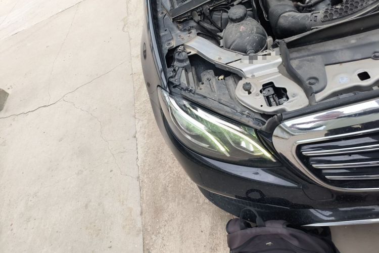 Used Mercedes-Benz E-Class 2019 E 300 L Stylish Model Right Front Headlight