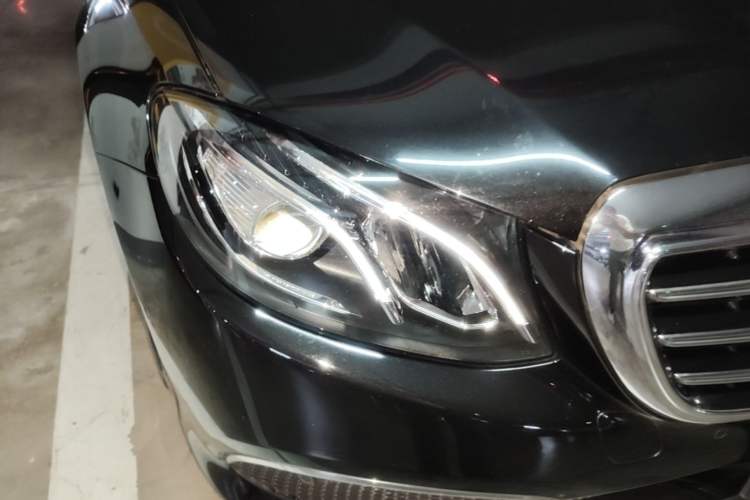Used Mercedes-Benz E-Class 2019 E 300 L Luxury Model Right Front Headlight