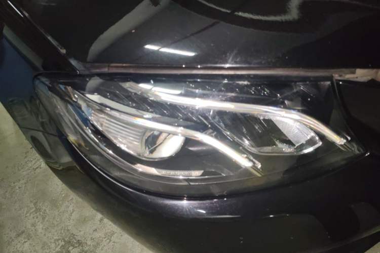 Used Mercedes-Benz E-Class 2019 E 300 L Stylish Model Right Front Headlight