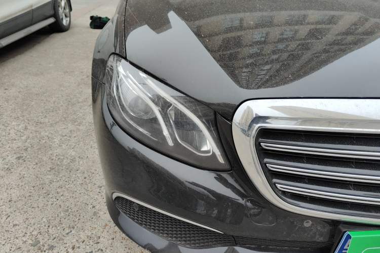 Used Mercedes-Benz E-Class 2019 E 200 L 4MATIC Right Front Headlight