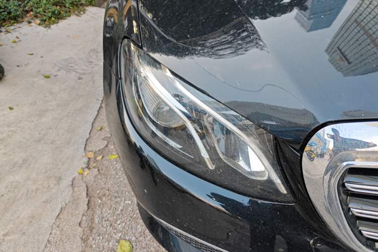 Used Mercedes-Benz E-Class 2019 Facelifted E 300 L Stylish Version Right Front Headlight
