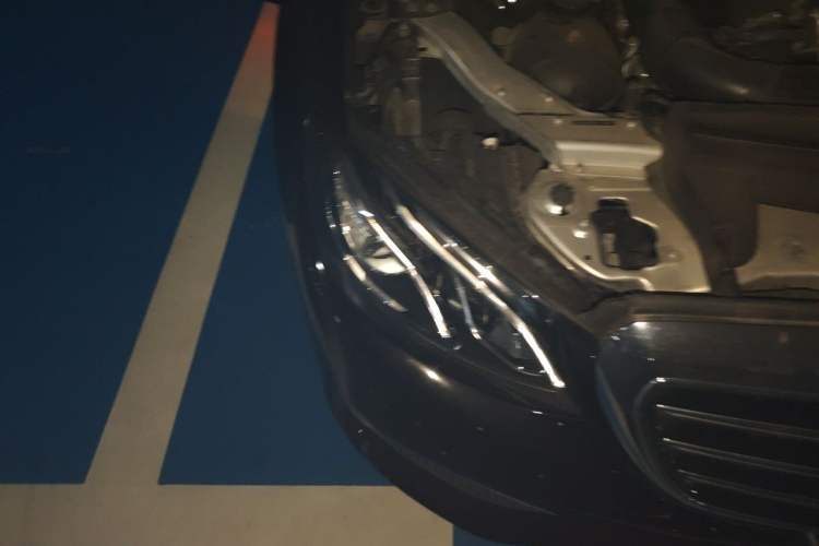 Used Mercedes-Benz E-Class 2019 E 200 L Right Front Headlight