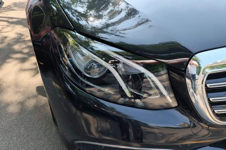 Used Mercedes-Benz E-Class 2019 E 260 L Right Front Headlight