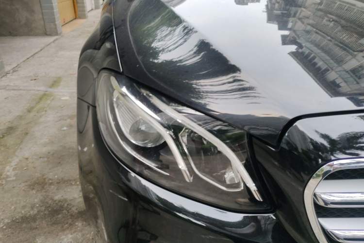 Used Mercedes-Benz E-Class 2019 E 300 L Sport Luxury Edition Right Front Headlight