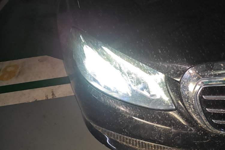 Used Mercedes-Benz E-Class 2019 E 200 L Right Front Headlight