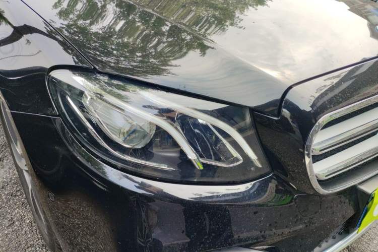 Used Mercedes-Benz E-Class 2019 Restyled E 300 L Sport Luxury Edition Right Front Headlight