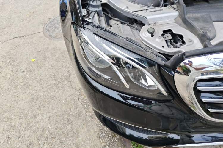 Used Mercedes-Benz E-Class 2019 E 260 L 4MATIC Right Front Headlight