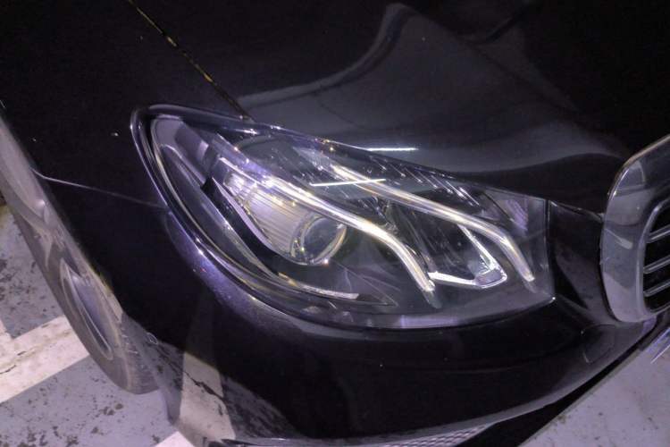 Used Mercedes-Benz E-Class 2019 E 200 L Right Front Headlight