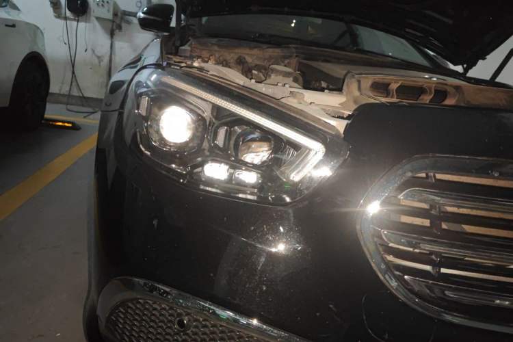 Used Mercedes-Benz E-Class 2019 E 260 L Sport 4MATIC Right Front Headlight