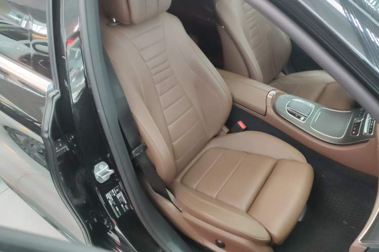 Used Mercedes-Benz E-Class 2019 E 260 L Sport Edition Right Front Seat