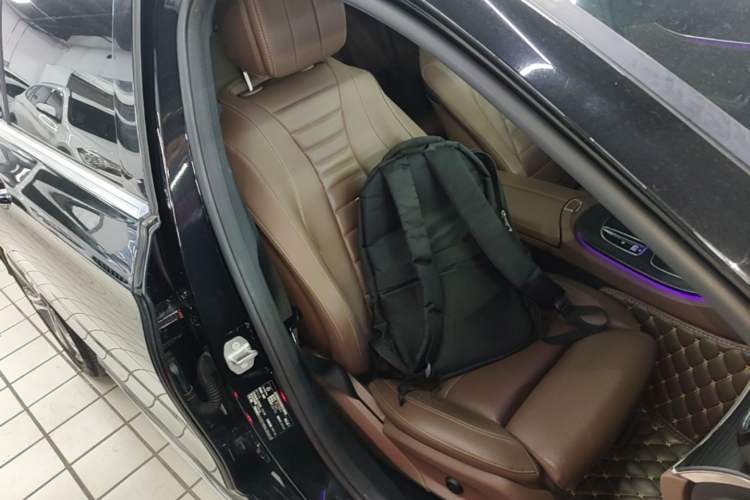 Used Mercedes-Benz E-Class 2019 E 260 L Sport Edition Right Front Seat