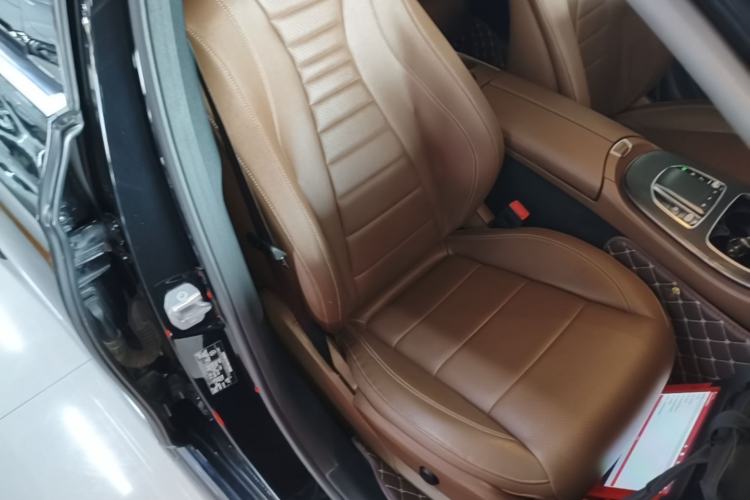 Used Mercedes-Benz E-Class 2019 E 300 L Sporty and Stylish Model Right Front Seat