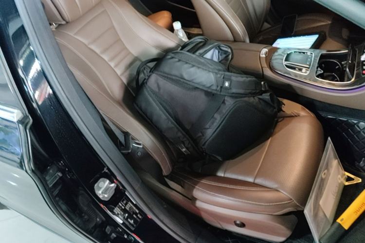 Used Mercedes-Benz E-Class 2019 E 300 L Sporty and Stylish Model Right Front Seat