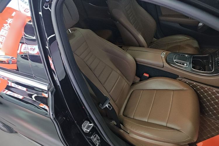 Used Mercedes-Benz E-Class 2019 E 300 L Sport Luxury Edition Right Front Seat