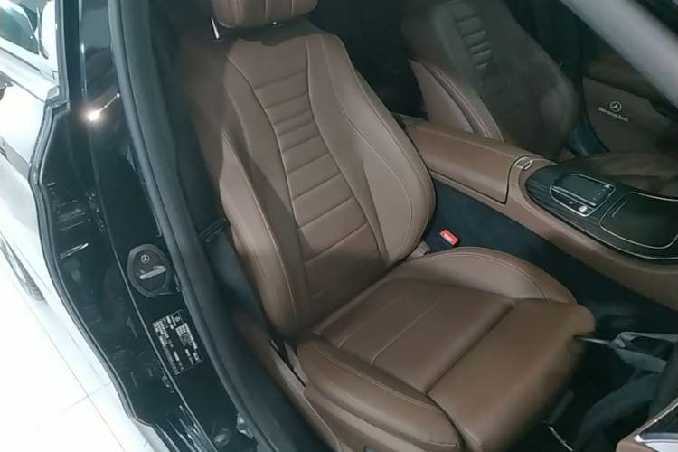Used Mercedes-Benz E-Class 2019 E 260 L Sport Edition Right Front Seat