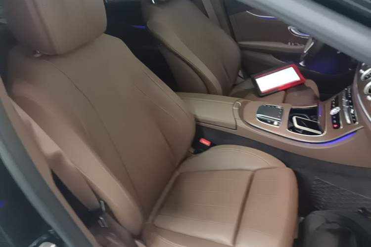Used Mercedes-Benz E-Class 2019 E 200 L Right Front Seat