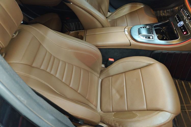 Used Mercedes-Benz E-Class 2019 Restyled E 300 L Sport Luxury Edition Right Front Seat