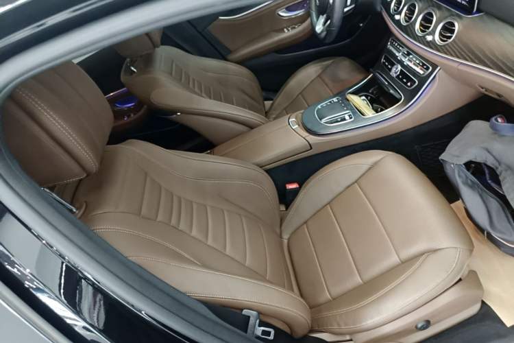 Used Mercedes-Benz E-Class 2019 Restyled E 300 L Sporty and Stylish Edition Right Front Seat