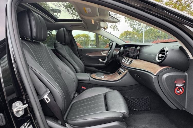 Used Mercedes-Benz E-Class 2019 E 260 L Right Front Seat